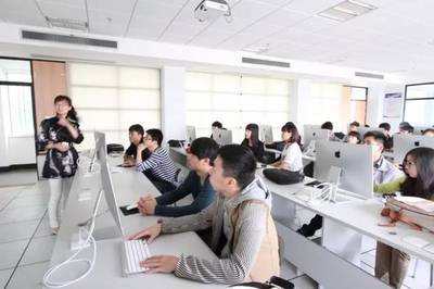 專(zhuān)業(yè)解讀 計(jì)算機(jī)類(lèi)教育軟件的技術(shù)開(kāi)發(fā)路徑與核心架構(gòu)